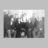 022-0417 Kantor Braun mit Ehefrau 1925 bei Familie Erzberger in Goldbach.jpg